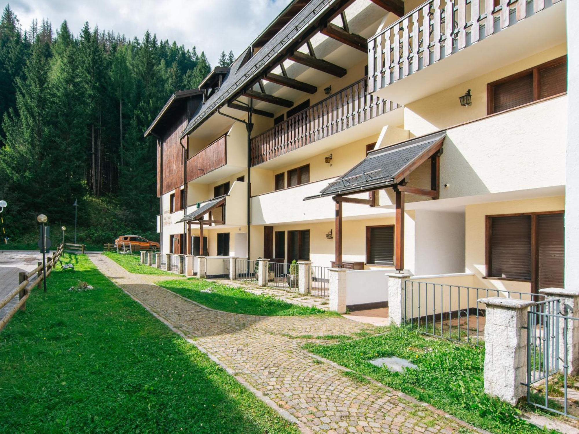 Apartment Des Alpes-3 By Interhome Canazei Bagian luar foto